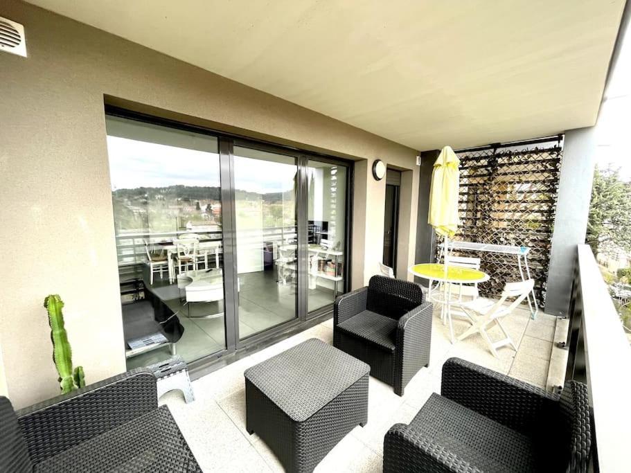 Spacieux T2 + Parking A 5 Min D'Aix Apartment Aix-en-Provence Exterior foto
