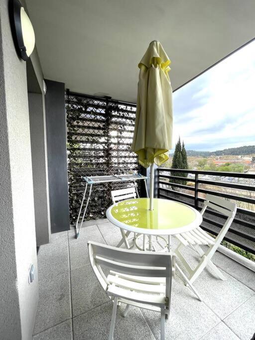 Spacieux T2 + Parking A 5 Min D'Aix Apartment Aix-en-Provence Exterior foto