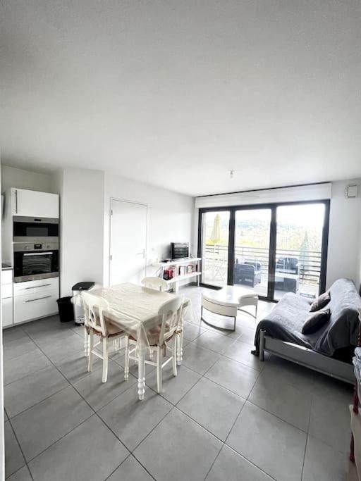 Spacieux T2 + Parking A 5 Min D'Aix Apartment Aix-en-Provence Exterior foto
